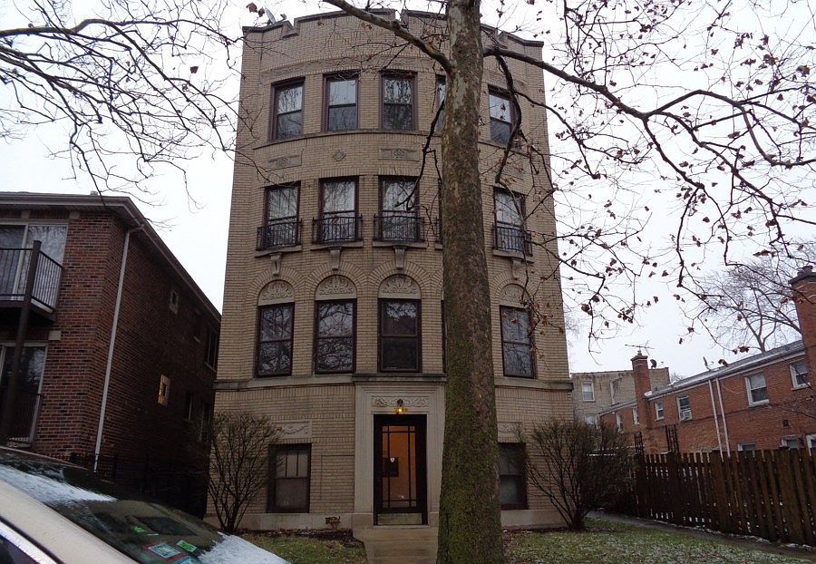 1st image of 7409 N Claremont Ave #2