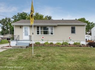 808 E 22nd Ct, Des Moines, IA 50317
