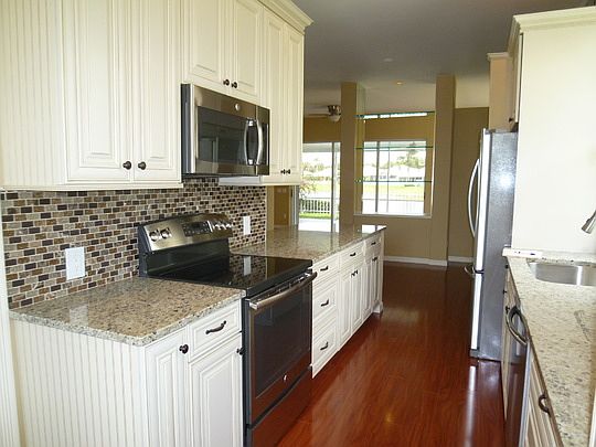 2nd image of 2945 SW Brighton Way