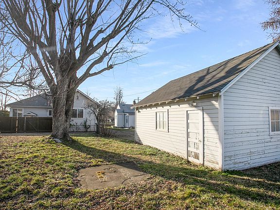 Detached garage and yard included