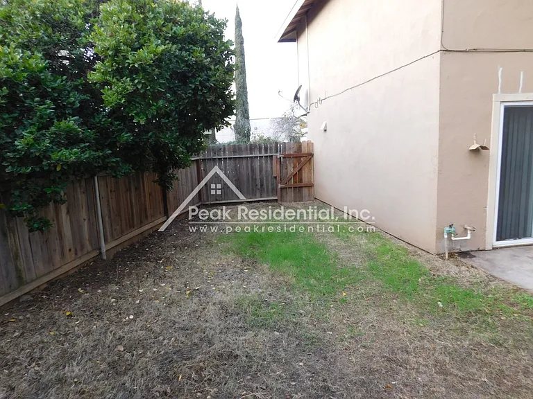 10260 Mills Station Rd — Photo 17