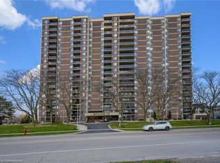 301 Frances Ave #1104, Hamilton, ON L8E3W6