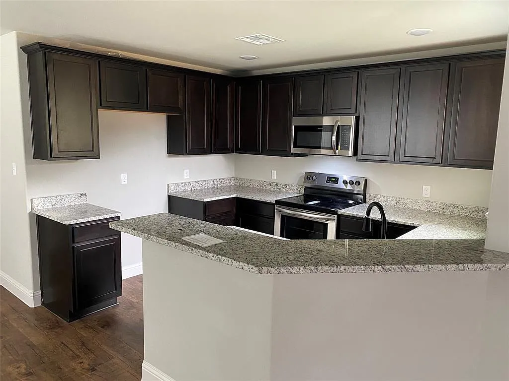 Wyldewood Duplexes — Photo 1
