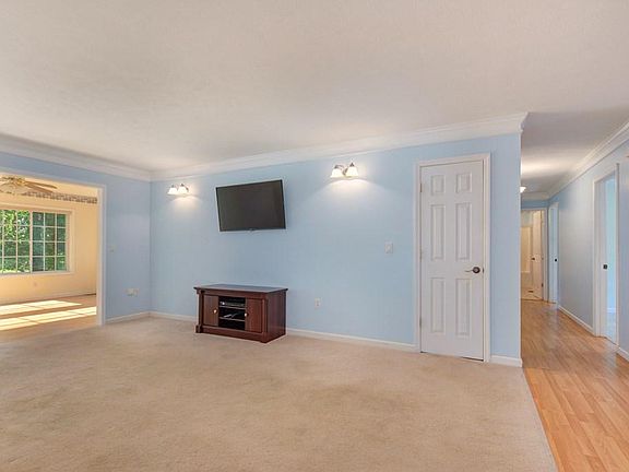 4th image of 4120 Dan Dr