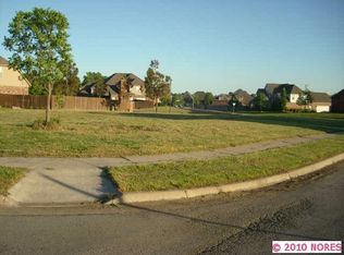 3913 S Palm Ave, Broken Arrow, OK 74011