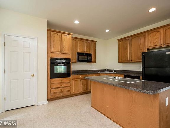 3rd image of 15669 William Bayliss Ct