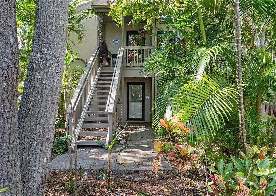 1st image of 1621 BOATHOUSE CIRCLE #126