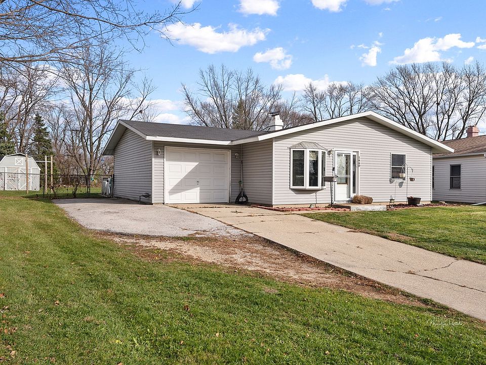 1st image of 1449 Robinwood Dr