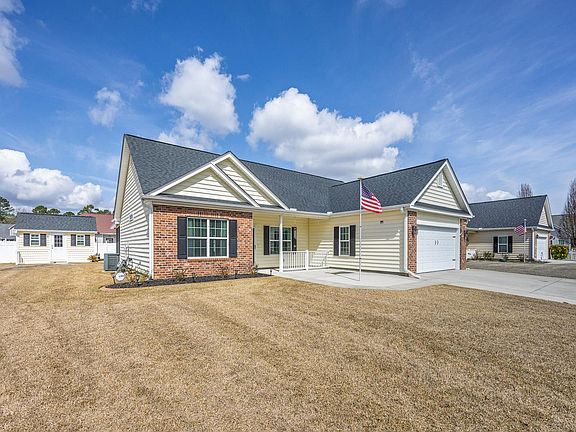 2nd image of 609 Fieldwoods Dr.