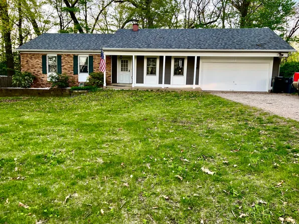 1291 103rd Ave, Plainwell, MI 49080