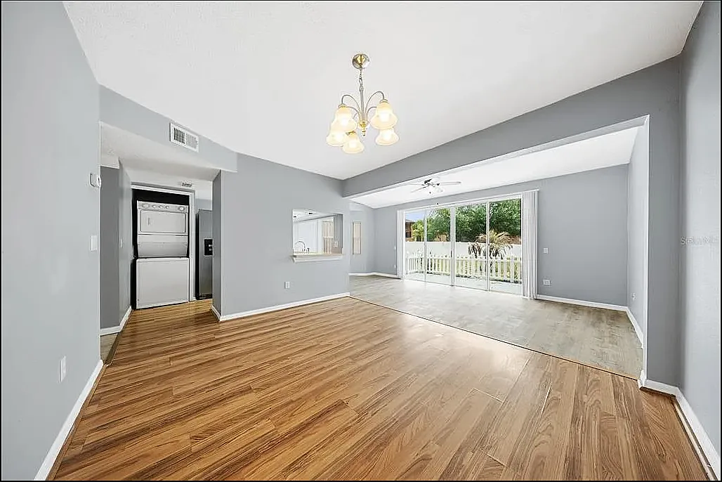 677 Orchid Dr — Photo 1
