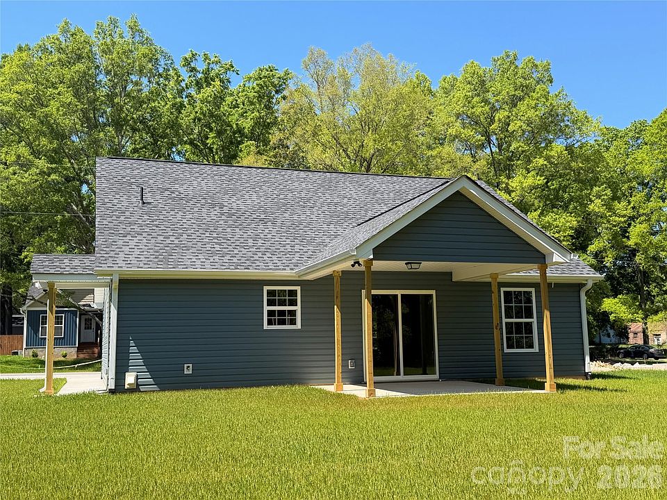 2nd image of 212 McClain St #4