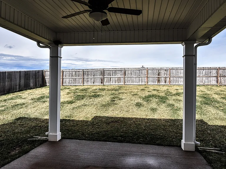 779 Sturdivant Dr — Photo 18