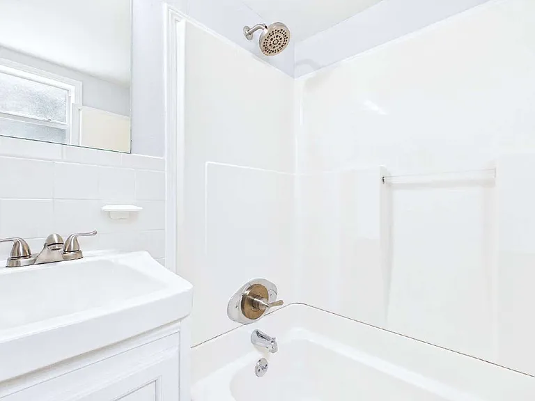 5001 Rena St — Photo 19