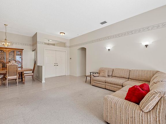 4th image of 5989 Las Colinas Circle