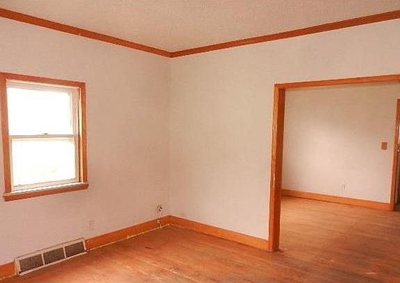 2nd image of 2801 N 46th St