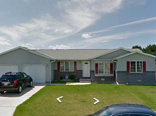 2003 Grafton Dr, Lexington, NE 68850