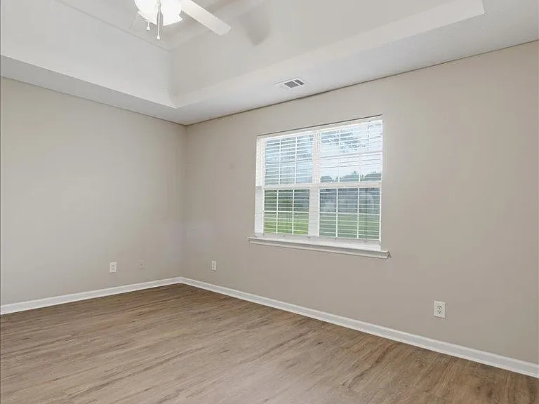 305 Links View Dr — Photo 19