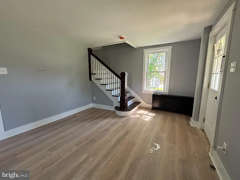 888 Walnut St — Photo 4