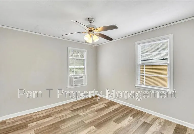 217 W 73rd St — Photo 16