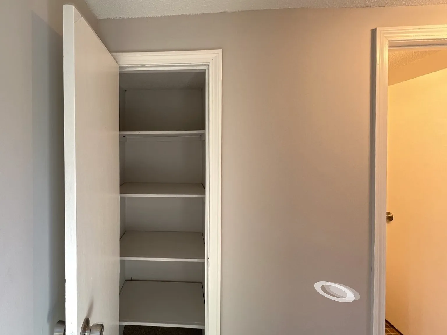 640 Washington Street Apartments — Photo 4
