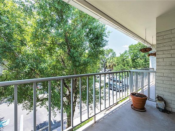 5th image of 3325 Bayshore Blvd Unit C38