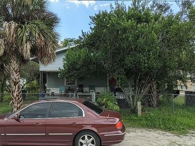 2nd image of 4203 E Emma St