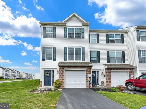 1253 Knob Run, York, PA 17408
