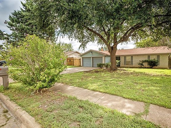 2nd image of 3509 Daniel Dr