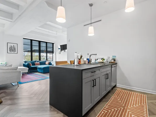 142 Charles Street image 6 of 13