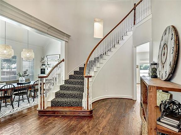 4th image of 6201 Wildwood Dr
