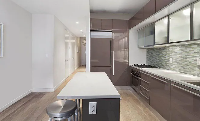 Rented by A & I Broadway | media 7