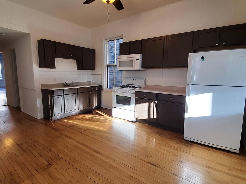 1st image of 1920 N Kimball Ave #1