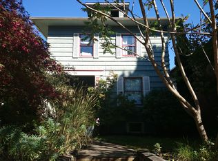 906 19th Ave E, Seattle, WA 98112