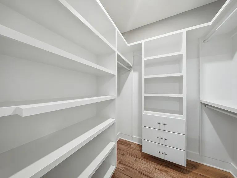 1602 Julia Maulden Pl — Photo 30