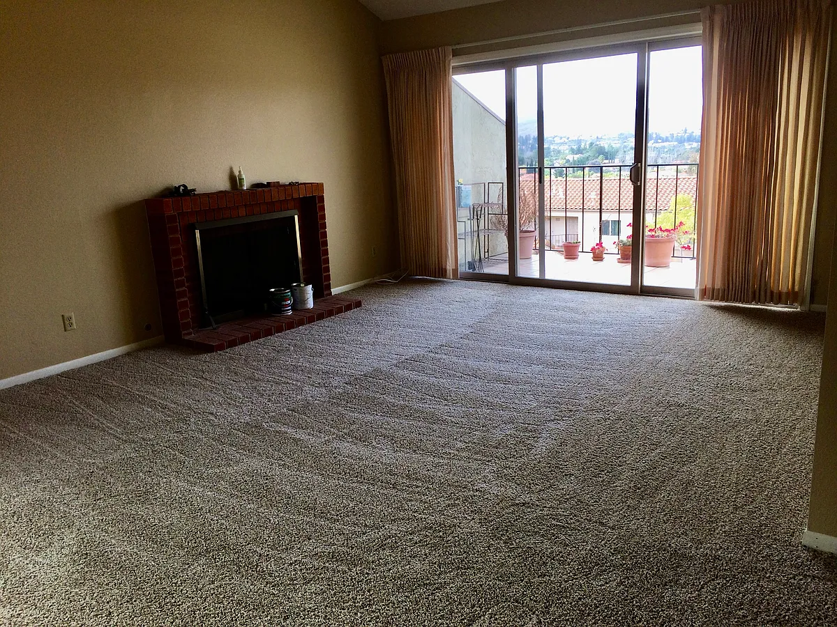 Living room - opposite side is dining room - 17333 Plaza Maria