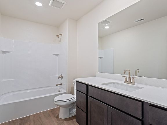 7th image of this home