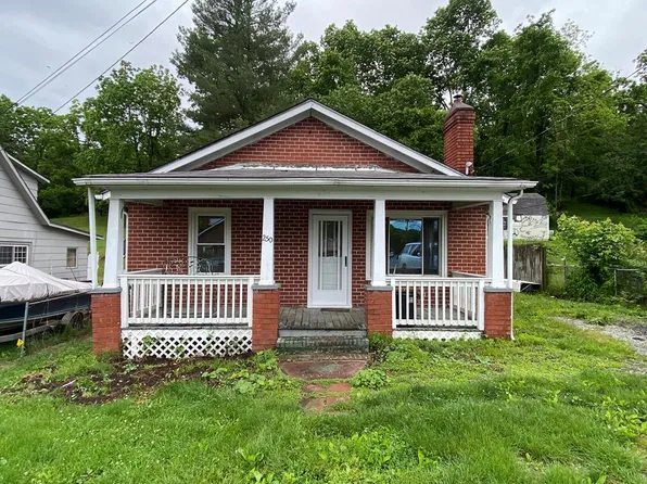 250 Staley St, Marion, VA 24354