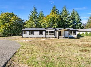 360 E Bay Heights Dr, Allyn, WA 98524