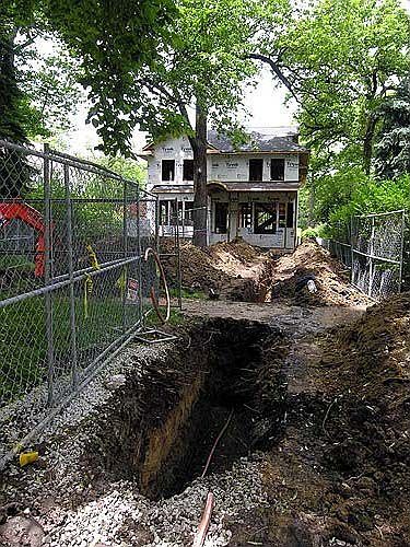 2nd image of 610 Linden Ave