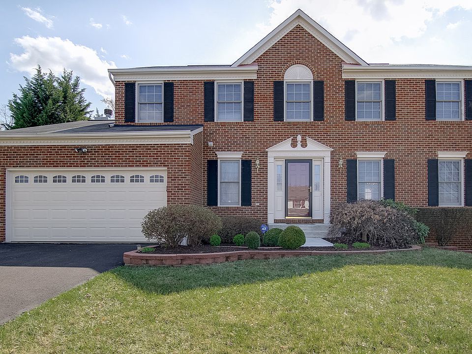 1st image of 56 Summerwood Dr