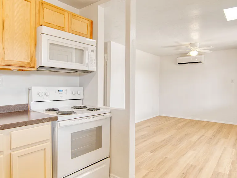 5655 E 28th St #5655 — Photo 10
