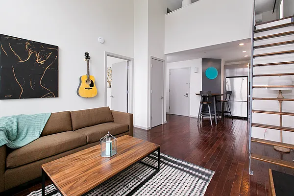 Rented by NOVO | media 37