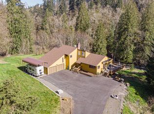 15643 S Maplelane Rd, Oregon City, OR 97045