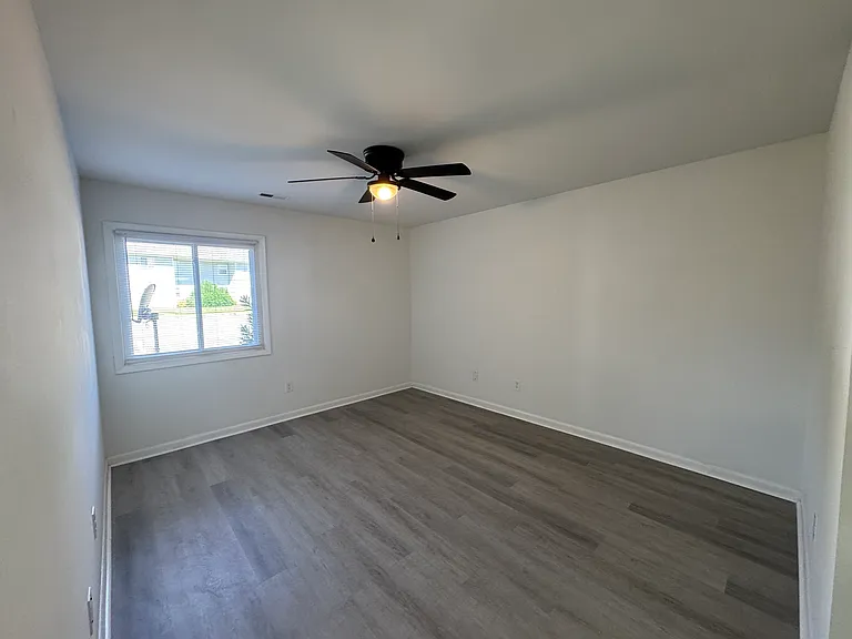 113 Roane Dr #A — Photo 8