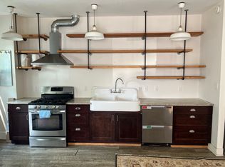 30 Church St, Willow Grove, PA 19090