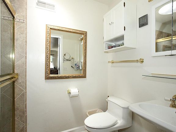 5th image of 3470 San Pablo Ave