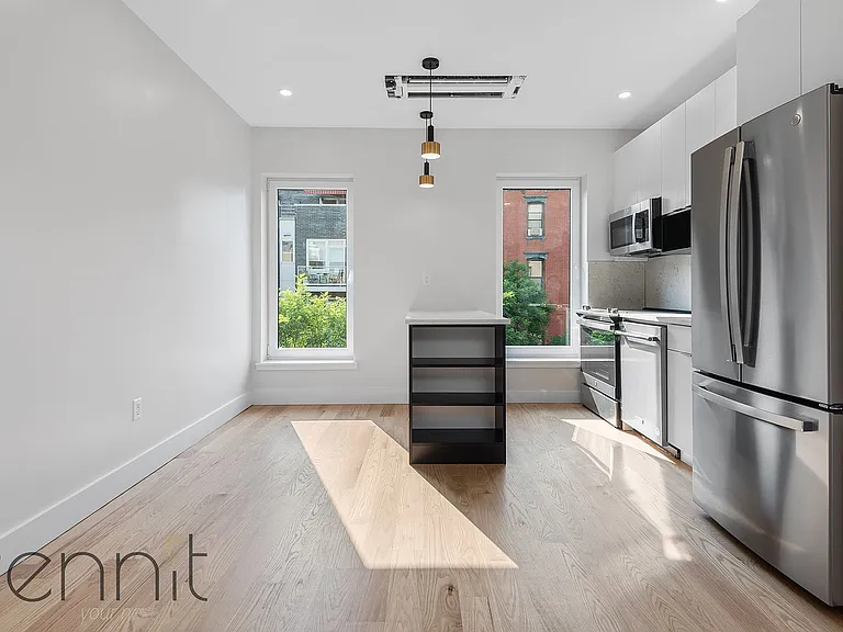 331 Bedford Ave #4 — Photo 3