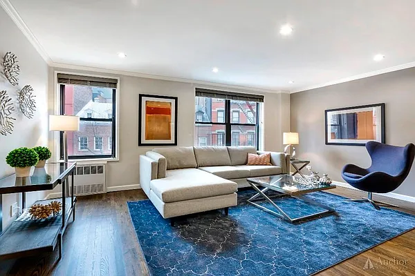 Sold by Anchor Associates | media 2