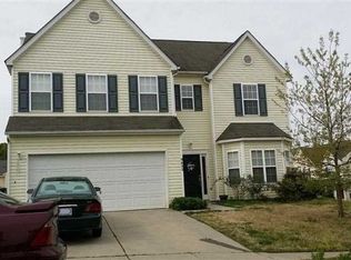 9622 Rothman Ln, Charlotte, NC 28215